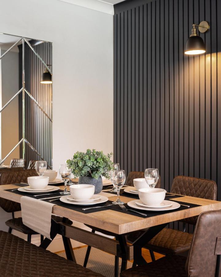 Large Luxury Solihull House - The Residence - Close To Nec - Sleeps 9 Zewnętrze zdjęcie